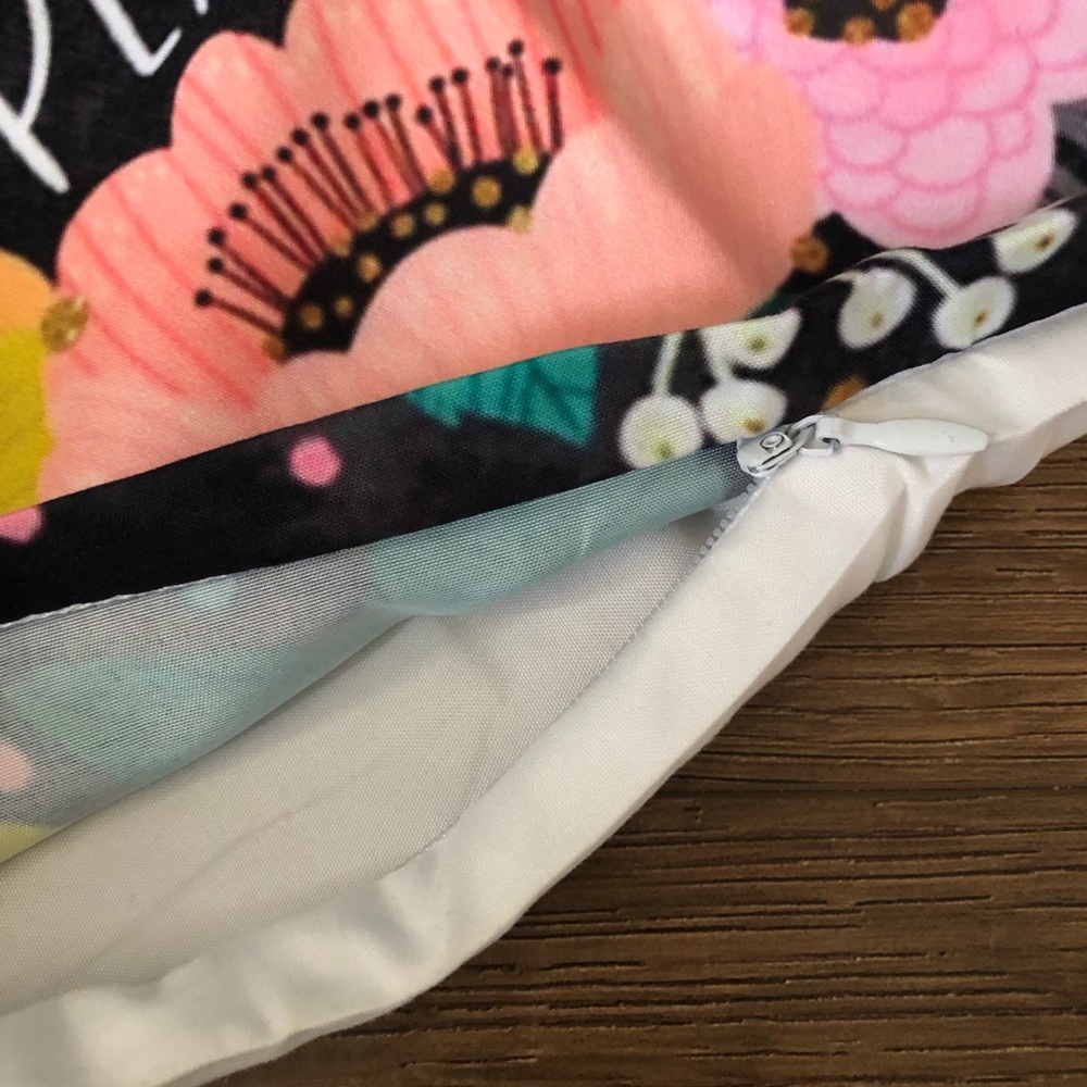 NWT Funny 17 Inch Pillowcase-Happy Place - Picture 5 of 7